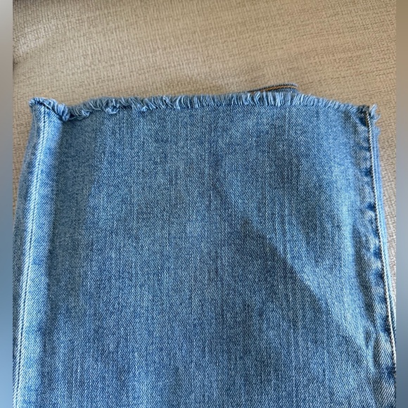 New Favorite Daughter The Mischa Raw Hem Super High Waste Wide Leg Jeans - Picture 2 of 10